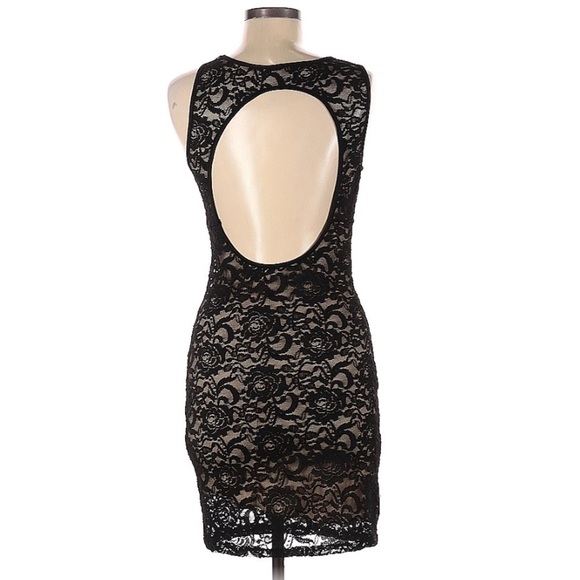 Deb Lace Open Back Dress | SIZE M - Picture 3 of 4